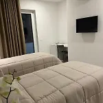 Domus Fontana 3*