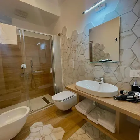 Domus Fontana Πανσιόν 3*