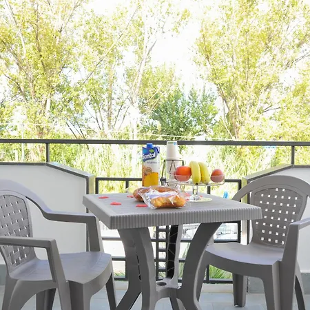 Domus Fontana Πανσιόν 3*