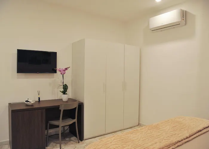 Domus Fontana Гостевой дом 3*